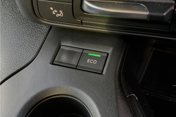2020 Vauxhall Combo Life 1.2 Turbo Elite MPV 5dr Petrol Auto Euro 6 (s/s) (7 Seat) (130 ps) - Cloth, photo 32
