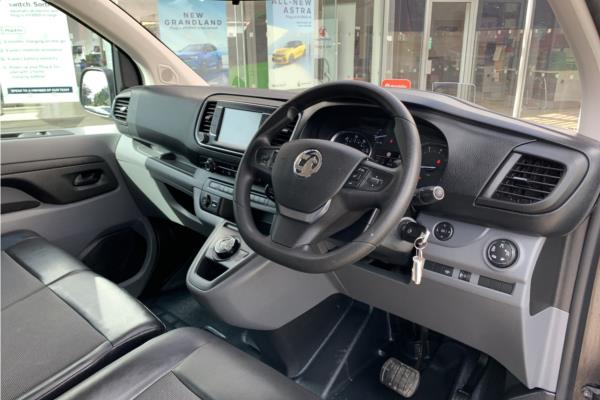 2020 Vauxhall Vivaro 2.0 Turbo D 3100 Elite Panel Van 5dr Diesel Auto L1 Euro 6 (s/s) (180 ps) - Cloth, photo 12