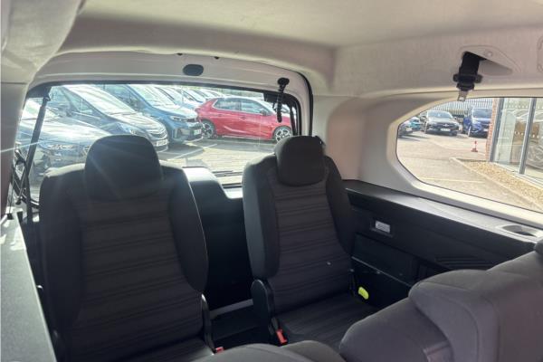 2021 Vauxhall Combo Life 1.5 Turbo D SE XL MPV 5dr Diesel Manual Euro 6 (s/s) (7 Seat) (100 ps) - Cloth, photo 36