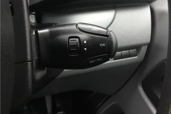 2020 Vauxhall Vivaro L2h1 VN 2.0CDTi 120 3.1t Sportive - Cloth, photo 19