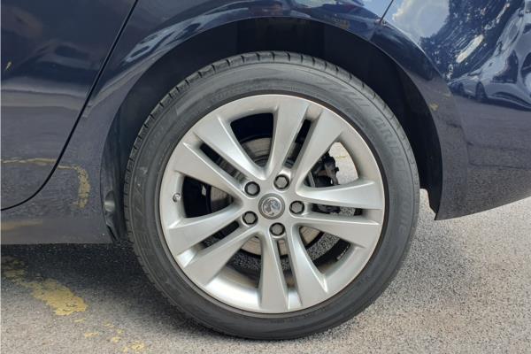 2018 Vauxhall Zafira Tourer 1.4i Turbo SRi Nav MPV 5dr Petrol Manual Euro 6 (140 ps) - Leather, photo 20