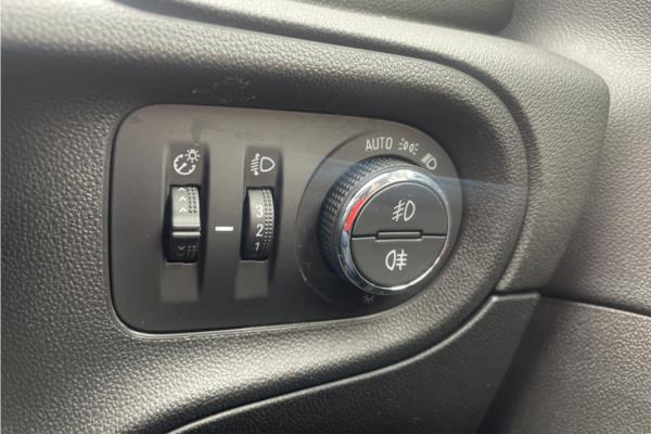 2021 Vauxhall Grandland X 1.2 Turbo Griffin Edition SUV 5dr Petrol Manual Euro 6 (s/s) (130 ps) - Berson Black, photo 18
