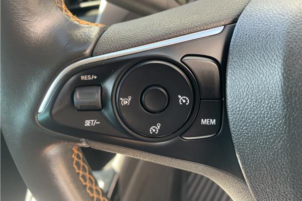2020 Vauxhall Crossland X 1.2 Turbo Elite SUV 5dr Petrol Auto Euro 6 (s/s) (130 ps) - Cloth, photo 18