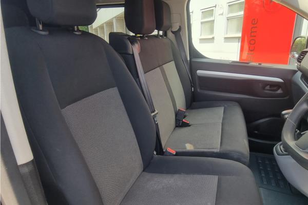2019 Vauxhall Vivaro 2.0 Turbo D 3100 Sportive Crew Van 5dr Diesel Manual Euro 6 (s/s) (120 ps) - Cloth, photo 32