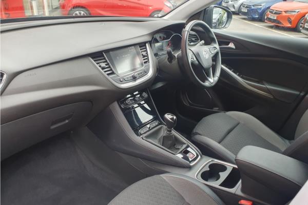 2021 Vauxhall Grandland X 1.2 Turbo Griffin Edition SUV 5dr Petrol Manual Euro 6 (s/s) (130 ps) - Cloth, photo 15