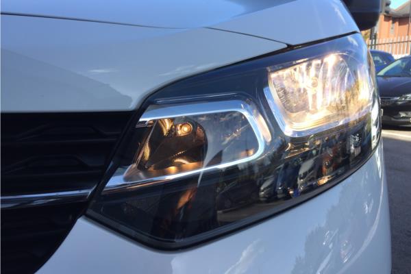 2019 VAUXHALL VIVARO - Cloth, photo 25
