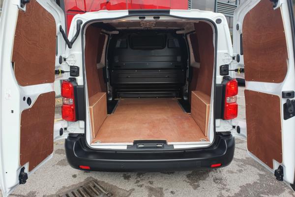 2022 Vauxhall Vivaro - Curtiba Tritone, photo 14