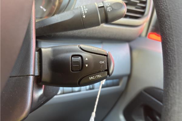 2021 Vauxhall Vivaro Life 1.5 Turbo D Edition M MPV 5dr Diesel Manual SWB Euro 6 (s/s) (9 Seat) (120 ps) - Cloth, photo 19