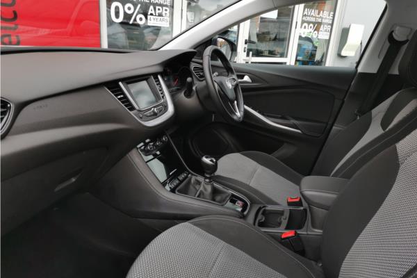 2020 Vauxhall Grandland X 1.2 Turbo GPF SE SUV 5dr Petrol Manual Euro 6 (s/s) (130 ps) - Cloth, photo 15