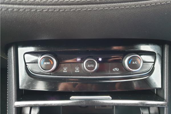 2020 Vauxhall Grandland X 1.2 Turbo SRi Nav SUV 5dr Petrol Auto Euro 6 (s/s) (130 ps) - Cloth, photo 16