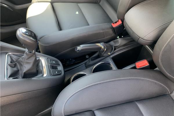 2018 Vauxhall Zafira Tourer 1.4i Turbo SRi Nav MPV 5dr Petrol Manual Euro 6 (140 ps) - Cloth, photo 41