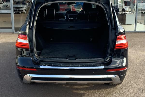 Non Franchise 2015 Mercedes-Benz M Class 3.0 ML350 V6 BlueTEC AMG Line SUV 5dr Diesel G-Tronic 4WD Euro 6 (s/s) (258 ps) - Mixed Leather - Fabric/Cloth, photo 14