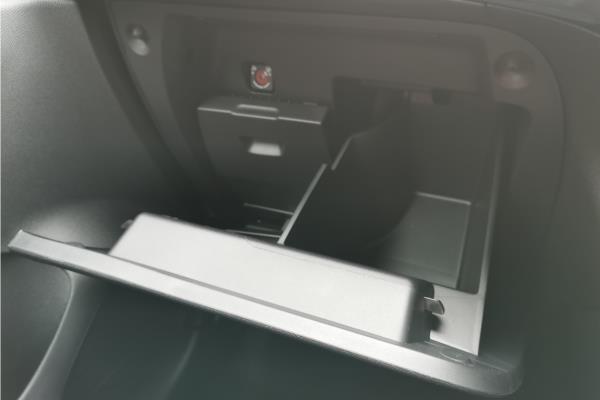 Vauxhall Corsa 5Dr HAT 1.2 TB 100ps YES Winter PK - Banda Marvel Bl, photo 25