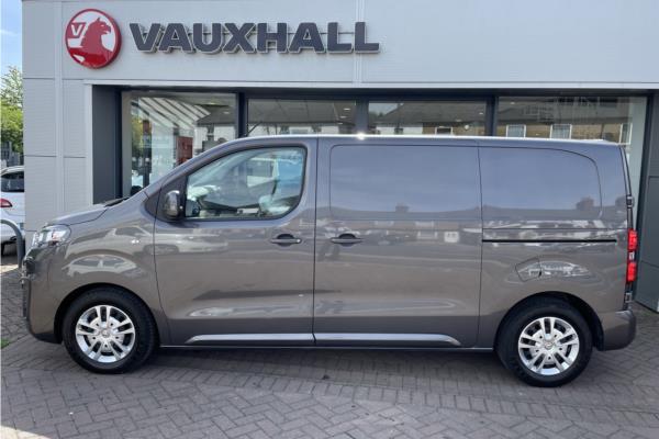2019 VAUXHALL VIVARO 2700 1.5d 120PS Sportive H1 Van-sequence-4