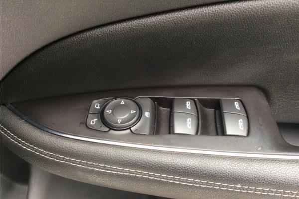 2019 Vauxhall Insignia 2.0 Turbo D BlueInjection SRi VX Line Nav Sports Tourer 5dr Diesel (s/s) (170 ps) - Cloth/Leather, photo 23