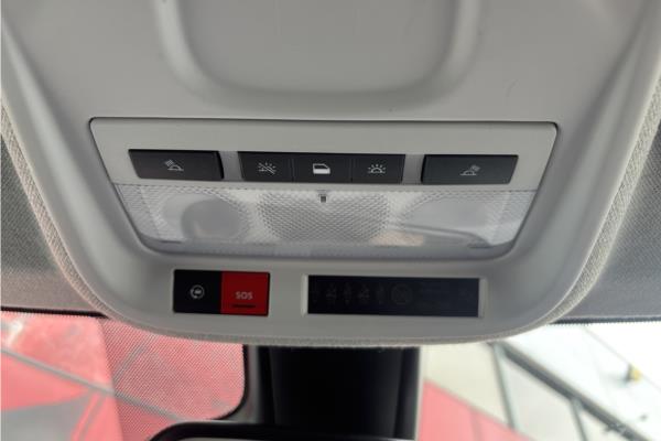 2022 Vauxhall Crossland 1.2 Turbo Elite Edition SUV 5dr Petrol Auto Euro 6 (s/s) (130 ps) - Cloth, photo 25
