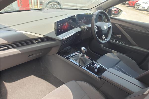2025 Vauxhall Astra 1.2 Turbo GS Hatchback 5dr Petrol Manual Euro 6 (s/s) (130 ps) - Jet Black Greta, photo 14