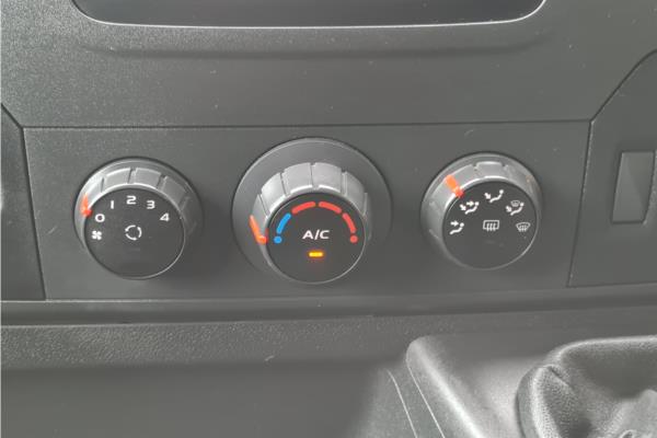 2018 VAUXHALL MOVANO - Cloth, photo 14