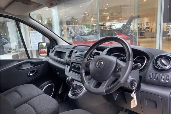 2018 VAUXHALL VIVARO - Cloth, photo 11
