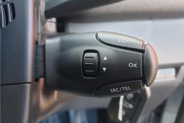 2024 Vauxhall Vivaro-e Life 50kWh Combi MPV 5dr Electric Auto LWB (9 Seat, 11kW Charger) (136 ps) - Curitiba Triton, photo 19