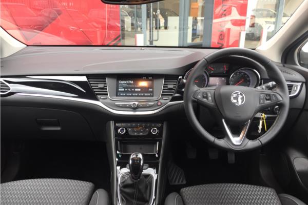 2019 Vauxhall Astra 5Dr 1.4T 150ps Griffin - Cloth Sienna/Jet Blk, photo 10