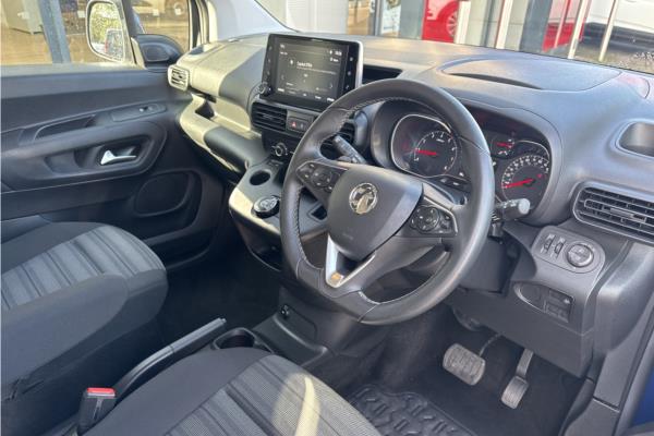 2020 Vauxhall Combo Life 1.2 Turbo Energy MPV 5dr Petrol Auto Euro 6 (s/s) (130 ps) - Cloth, photo 12