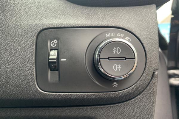 2021 Vauxhall Crossland 1.2 Turbo Elite Nav SUV 5dr Petrol Auto Euro 6 (s/s) (130 ps) - Cloth/Leather, photo 21