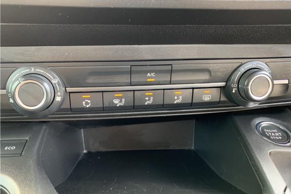 2020 Vauxhall Combo Life 1.2 Turbo Energy MPV 5dr Petrol Auto Euro 6 (s/s) (7 Seat) (130 ps) - Cloth, photo 16
