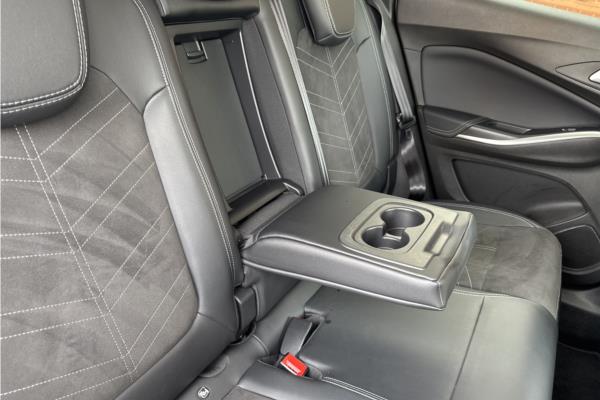 2022 Vauxhall Grandland 1.6 13.2kWh Ultimate SUV 5dr Petrol Plug-in Hybrid Auto Euro 6 (s/s) (225 ps) - Leather, photo 36