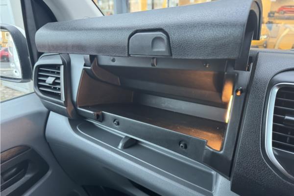 2020 Vauxhall Vivaro 1.5 Turbo D 2900 Sportive Panel Van 5dr Diesel Manual L2 H1 Euro 6 (s/s) (100 ps) - Cloth, photo 26