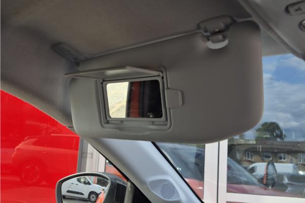 2021 Vauxhall Corsa Electric 50kWh Elite Nav Hatchback 5dr Electric Auto (7.4Kw Charger) (136 ps) - Cloth, photo 29