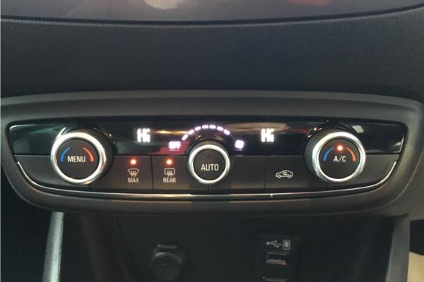 2018 VAUXHALL CROSSLAND - Florey Black, photo 16