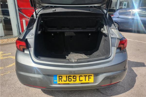 2019 Vauxhall Astra 1.4i Turbo Griffin Hatchback 5dr Petrol Auto (s/s) (150 ps) - Cloth Sienna/Jet Blk, photo 14