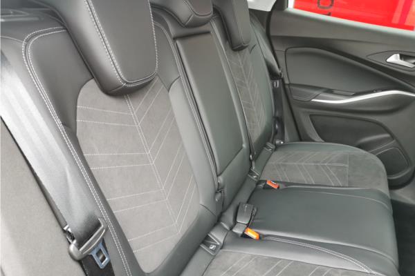 2022 Vauxhall Grandland 1.2 Turbo Ultimate SUV 5dr Petrol Auto Euro 6 (s/s) (130 ps) - Black Alcantara, photo 13