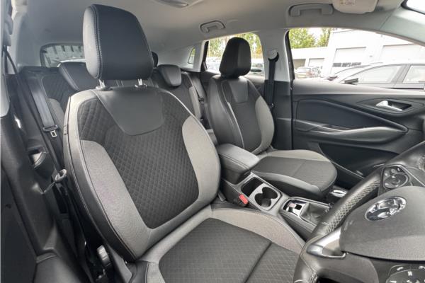 2021 Vauxhall Grandland X 1.2 Turbo SRi Nav SUV 5dr Petrol Manual Euro 6 (s/s) (130 ps) - Cloth, photo 34