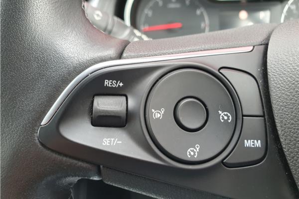 2019 Vauxhall Grandland X 1.2 Turbo GPF Sport Nav SUV 5dr Petrol Auto Euro 6 (s/s) (130 ps) - Cloth, photo 18