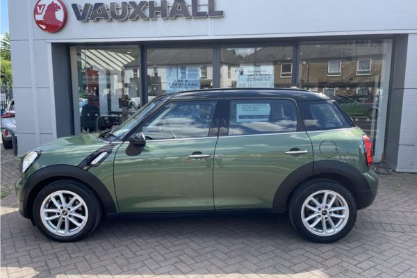 2016 MINI Countryman 1.6 Cooper D Business Edition (Chili) SUV 5dr Diesel Manual (s/s) (111 g/km, 112 bhp)-sequence-4