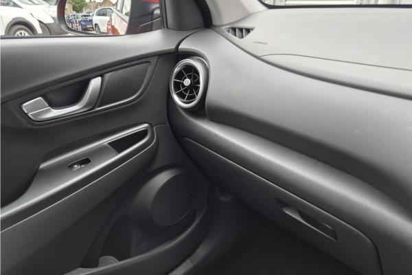 Non Franchise 2022 Hyundai KONA 1.6 h-GDi Premium SUV 5dr Petrol Hybrid DCT Euro 6 (s/s) (141 ps) - Fabic - Cloth, photo 28