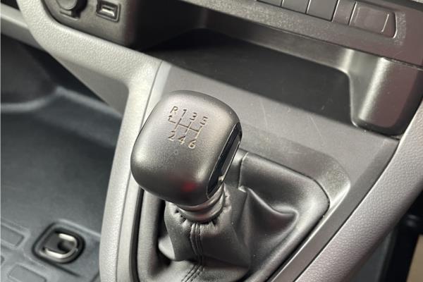 2019 Vauxhall Vivaro 1.5 Turbo D 2900 Sportive Panel Van 5dr Diesel Manual L2 H1 Euro 6 (s/s) (100 ps) - Cloth, photo 36