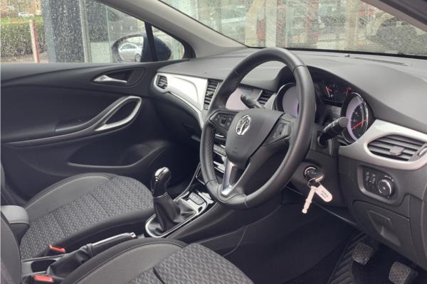 2020 Vauxhall Astra 1.2 Turbo SRi Hatchback 5dr Petrol Manual (s/s) (145 ps) - Cloth, photo 12