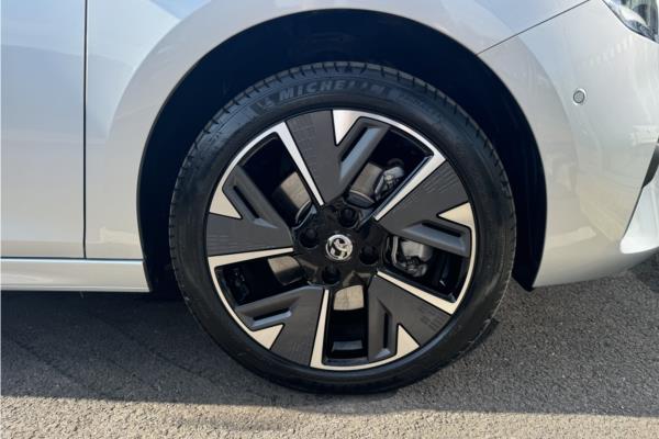 2024 Vauxhall Corsa-e 50kWh Elite Premium Hatchback 5dr Electric Auto (136 ps) - Captain Blue/Mistral Cloth/Leather effect, photo 20