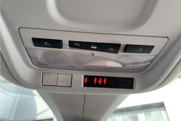 2019 Vauxhall Grandland X 1.2 Turbo GPF Sport Nav SUV 5dr Petrol Auto Euro 6 (s/s) (130 ps) - Cloth, photo 25