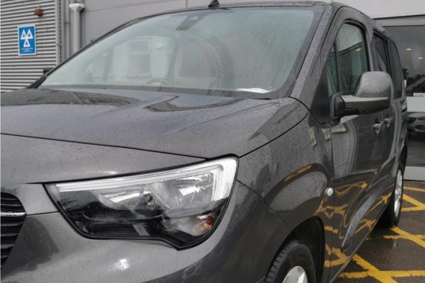 2021 Vauxhall Combo Life 1.5 Turbo D SE MPV 5dr Diesel Manual Euro 6 (s/s) (7 Seat) (100 ps) - Cloth, photo 40