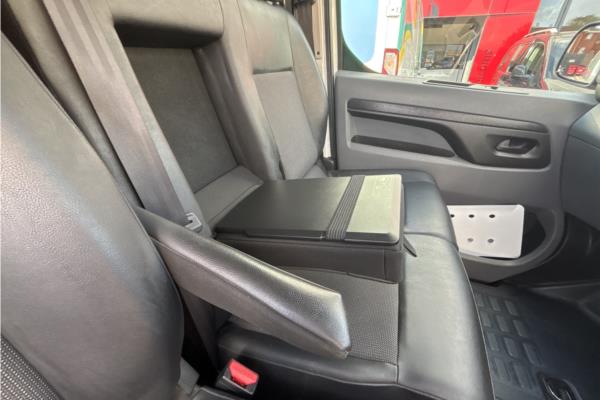 2021 Vauxhall Vivaro Electric 3100 75kWh Dynamic Panel Van 5dr Electric Auto L2 H1 (136 ps) - Cloth, photo 36