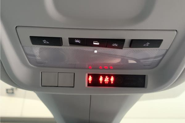 2019 Vauxhall Grandland X 1.2 Turbo GPF Sport Nav SUV 5dr Petrol Auto Euro 6 (s/s) (130 ps) - Cloth, photo 25