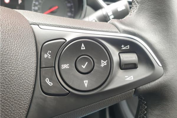 2022 Vauxhall Crossland 1.2 Turbo Ultimate SUV 5dr Petrol Auto Euro 6 (s/s) (130 ps) - Alcantara, photo 19