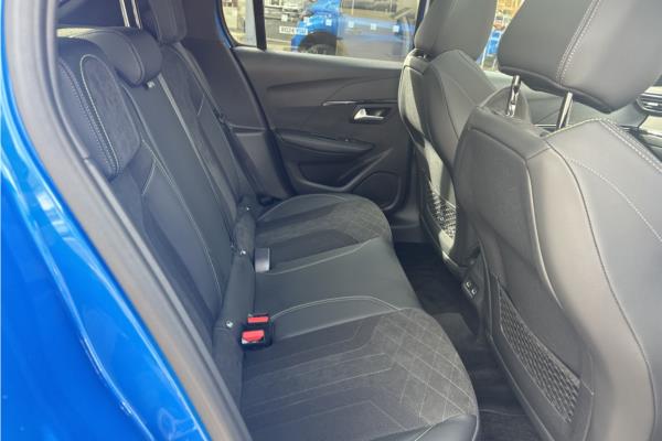 Non Franchise 2022 Peugeot 208 1.2 PureTech GT Premium Hatchback 5dr Petrol EAT Euro 6 (s/s) (130 ps) - Fabic - Cloth, photo 13