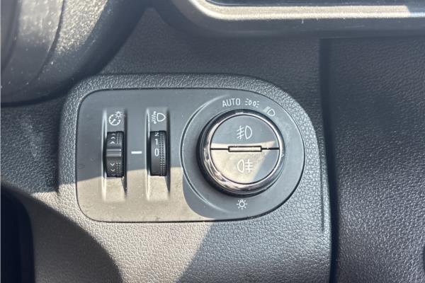 2021 Vauxhall Combo Life 1.2 Turbo SE MPV 5dr Petrol Auto Euro 6 (s/s) (130 ps) - Cloth, photo 21