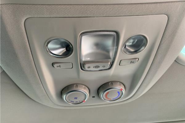 2021 Vauxhall Vivaro Life 2.0 Turbo D Elite L MPV 5dr Diesel Manual Euro 6 (s/s) (8 Seat) (150 ps) - Leather, photo 39