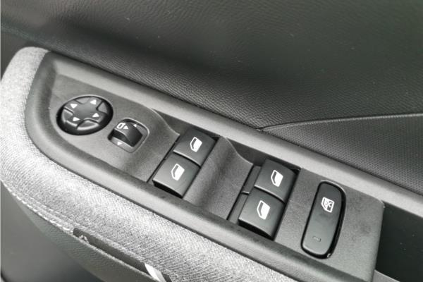 Vauxhall Frontera 1.2 Hybrid 100ps GS E-dct6 - Ergo Feture Gry, photo 21
